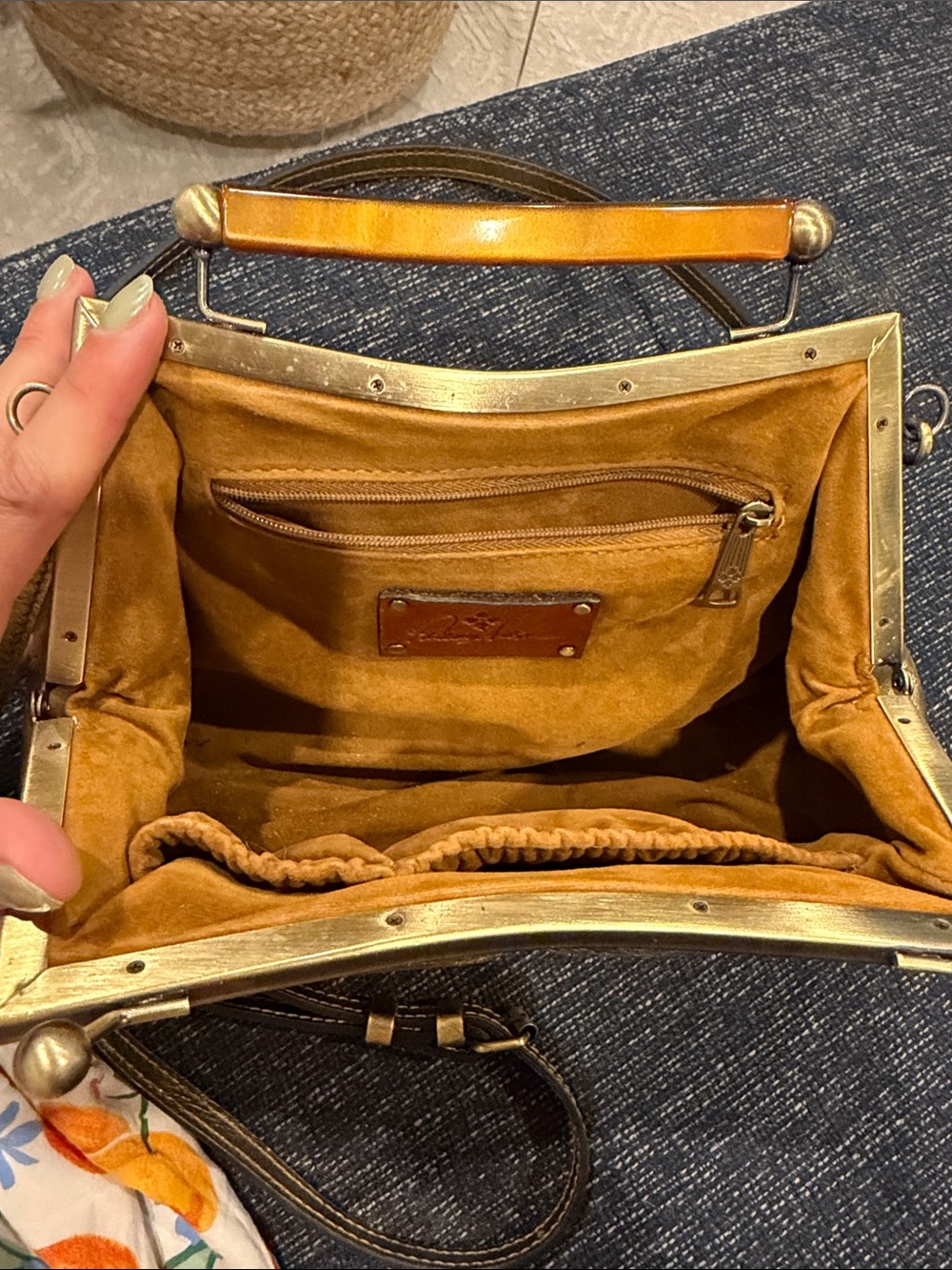 Patricia Nash Gold Quilted Frame Clutch with Top Handle - Picture 2 of 7
